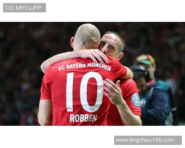 洛维奇的传奇旅程：从青涩少年到足球巨星的蜕变与辉煌