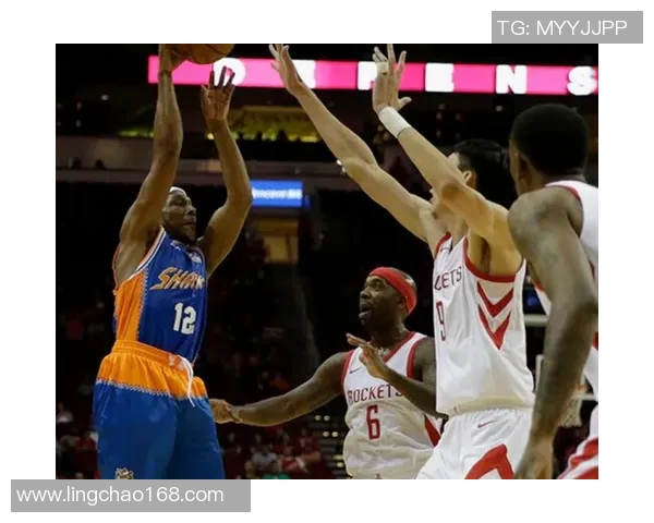 2017年火箭队与上海大鲨鱼精彩对决回顾及赛季亮点分析